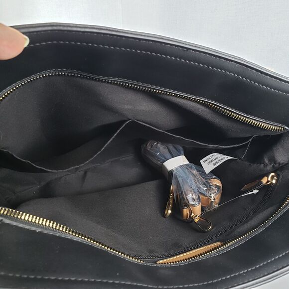 Adrienne Vittadini Montauk Black Tote With AV Charm Top Zip Closure  NWT - Picture 11 of 16